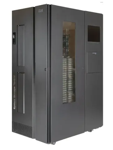 IBM TS4500 L25 Teyp Kütüphanesi (Genişletilebilir)