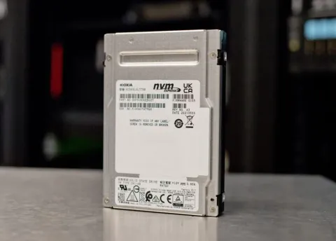Kioxia CD6-R 3.84TB PCIe 4.0 NVMe U.2 Enterprise SSD