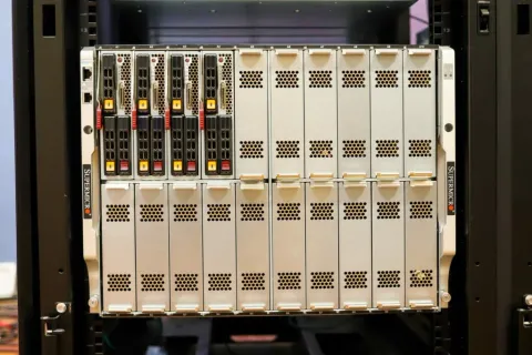 Supermicro SuperBlade 8U Şasi