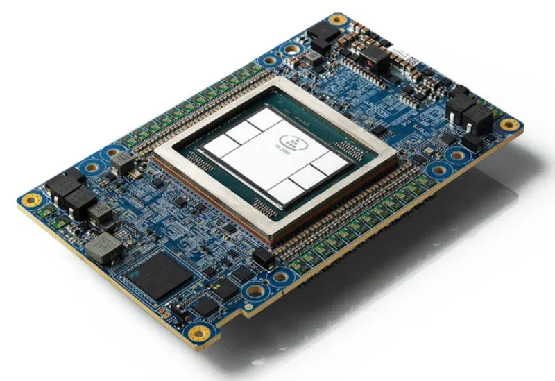Intel Gaudi 2 Derin Öğrenme Hızlandırıcısı